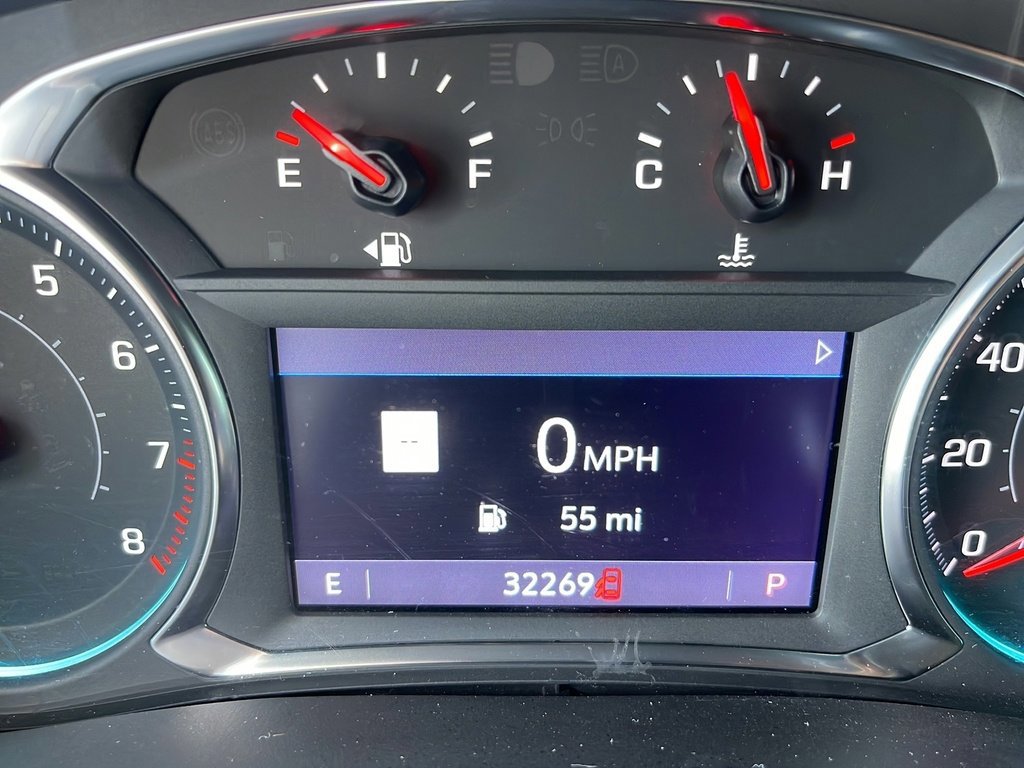 Used 2022 Chevrolet Traverse RS image 18