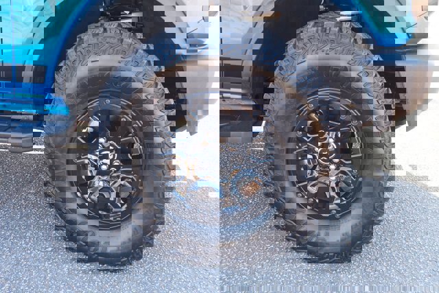 Certified 2022 Ford Bronco Wildtrak image 9