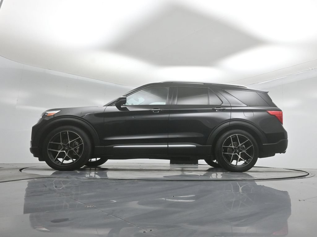 Certified 2022 Ford Explorer Limited w/ Equipment Group 301A RWD image 8