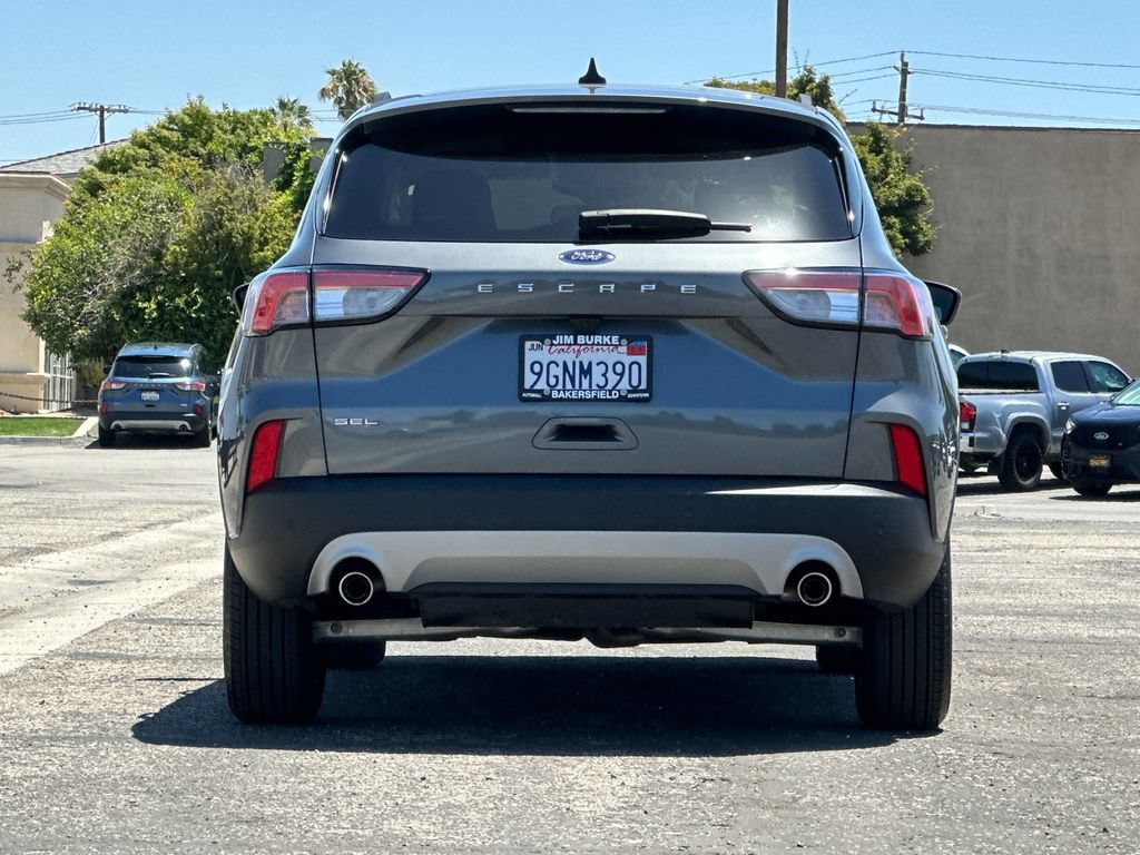 Certified 2022 Ford Escape SEL w/ Technology Package FWD image 4