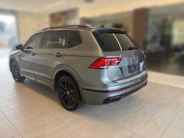 Used 2022 Volkswagen Tiguan SE R-Line FWD image 3