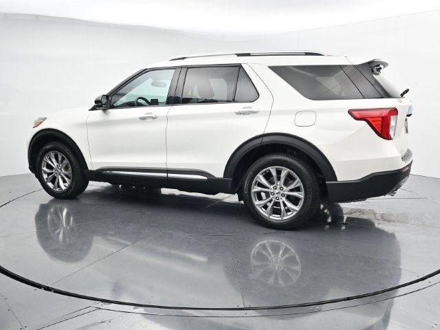 Certified 2023 Ford Explorer Limited w/ Limited Technology Package AWD/4WD image 6