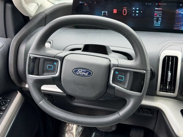 Certified 2025 Ford Expedition Active RWD image 19