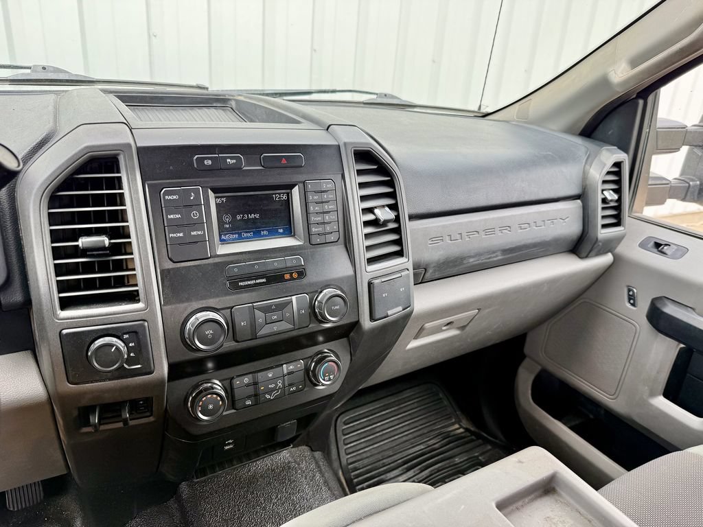 Certified 2019 Ford F550 4x4 Crew Cab Super Duty image 34