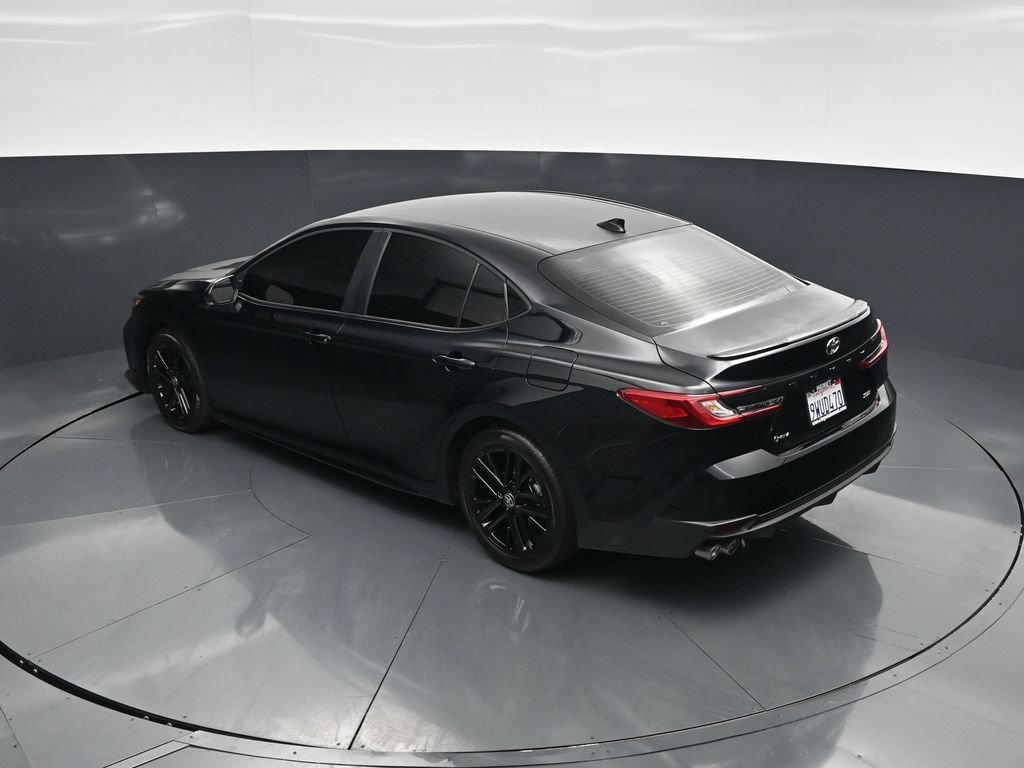 Used 2026 Toyota Camry SE FWD image 43