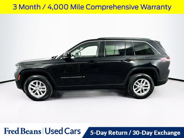 Used 2023 Jeep Grand Cherokee Laredo w/ Luxury Tech Group I AWD/4WD image 5