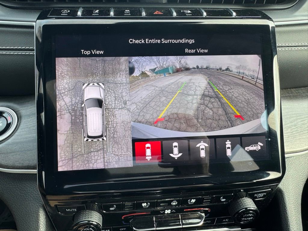 Used 2024 Jeep Grand Cherokee L Limited w/ Luxury Tech Group II image 6