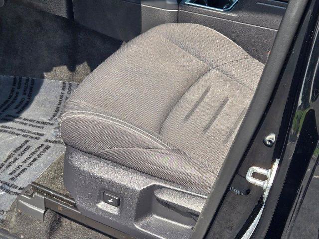 Used 2024 Toyota Tacoma TRD Off-Road AWD/4WD image 22