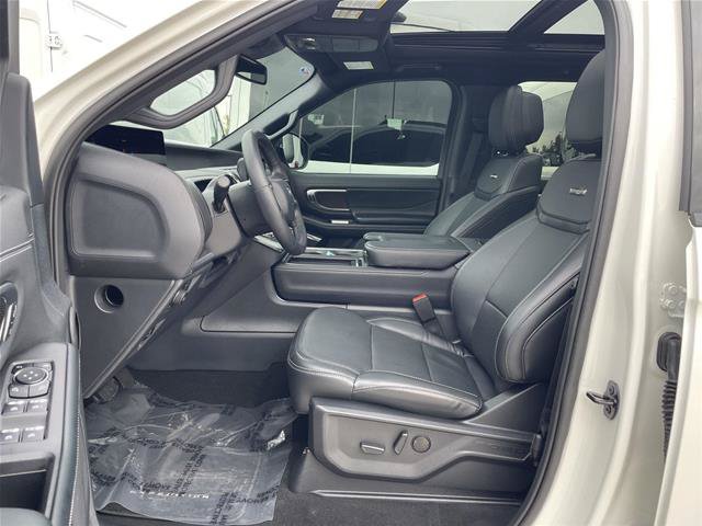 Certified 2026 Ford Expedition Platinum w/ Stealth Appearance Package AWD/4WD image 16