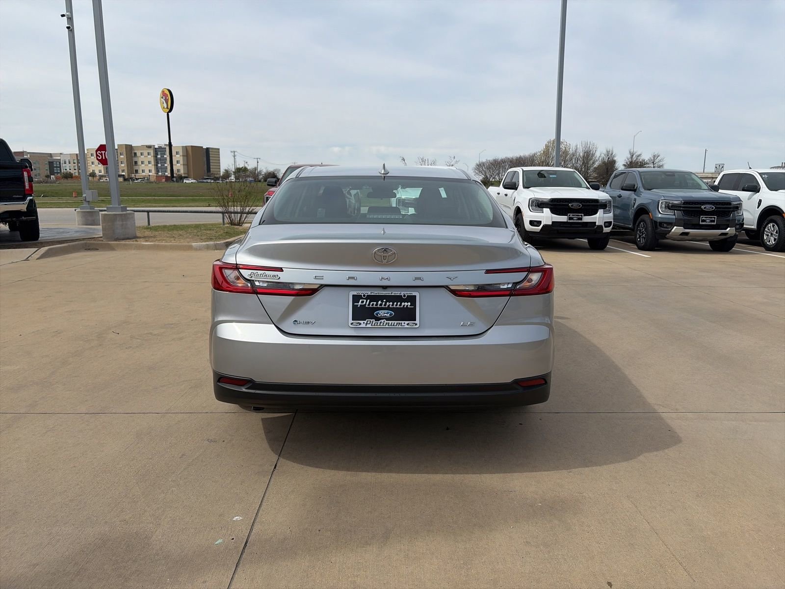 Used 2025 Toyota Camry LE FWD image 4