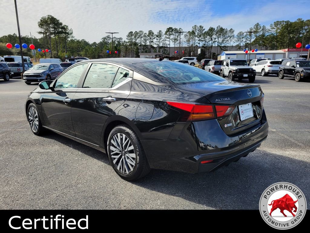 Used 2024 Nissan Altima 2.5 SV image 3