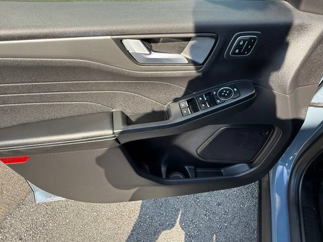 Certified 2023 Ford Escape Active w/ Tech Pack #2 AWD/4WD image 18