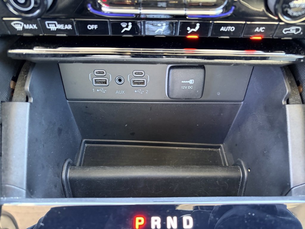 Used 2024 Jeep Grand Cherokee L Limited w/ MOPAR Finishing Package image 13