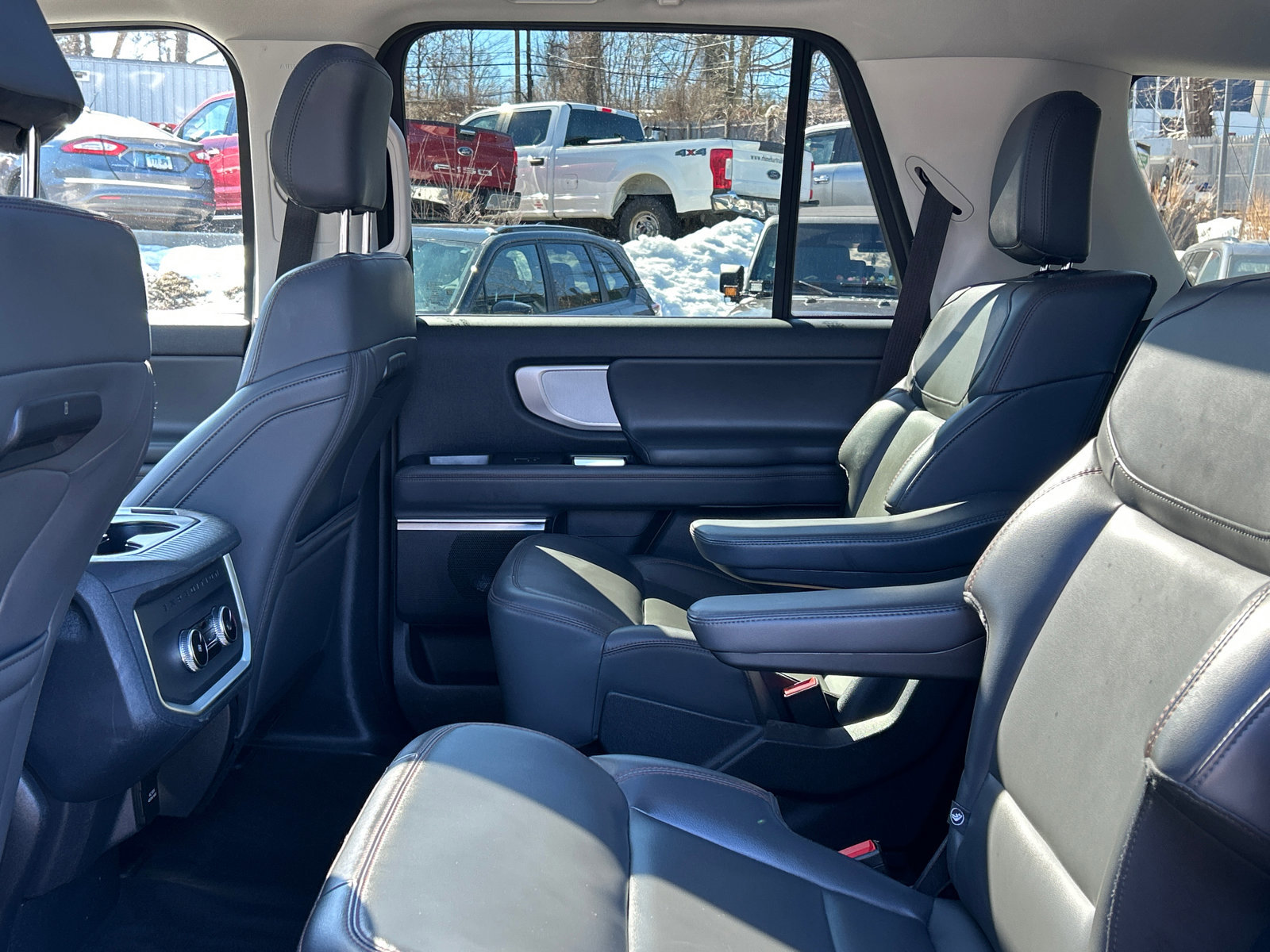 Certified 2025 Ford Expedition Active AWD/4WD image 25