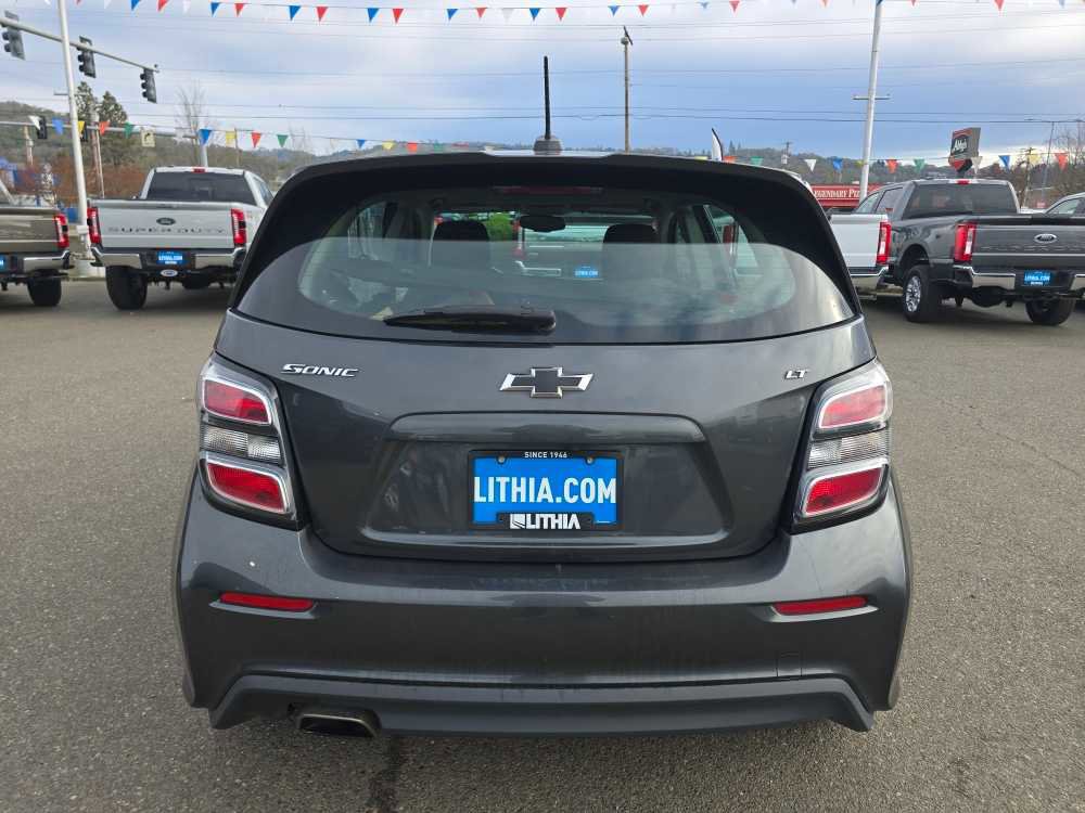 Used 2018 Chevrolet Sonic LT image 5