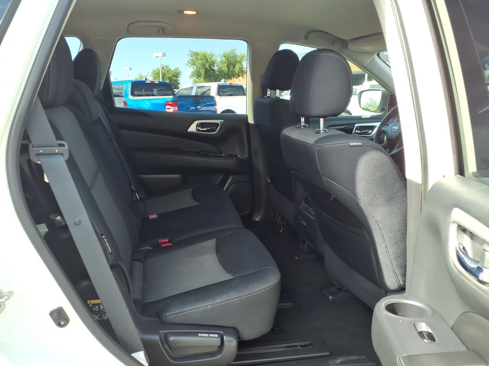 Used 2019 Nissan Pathfinder SV FWD image 14