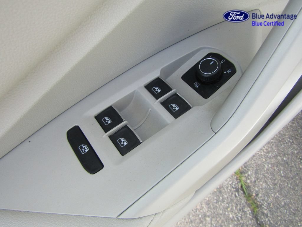 Used 2022 Volkswagen Jetta SE FWD image 26