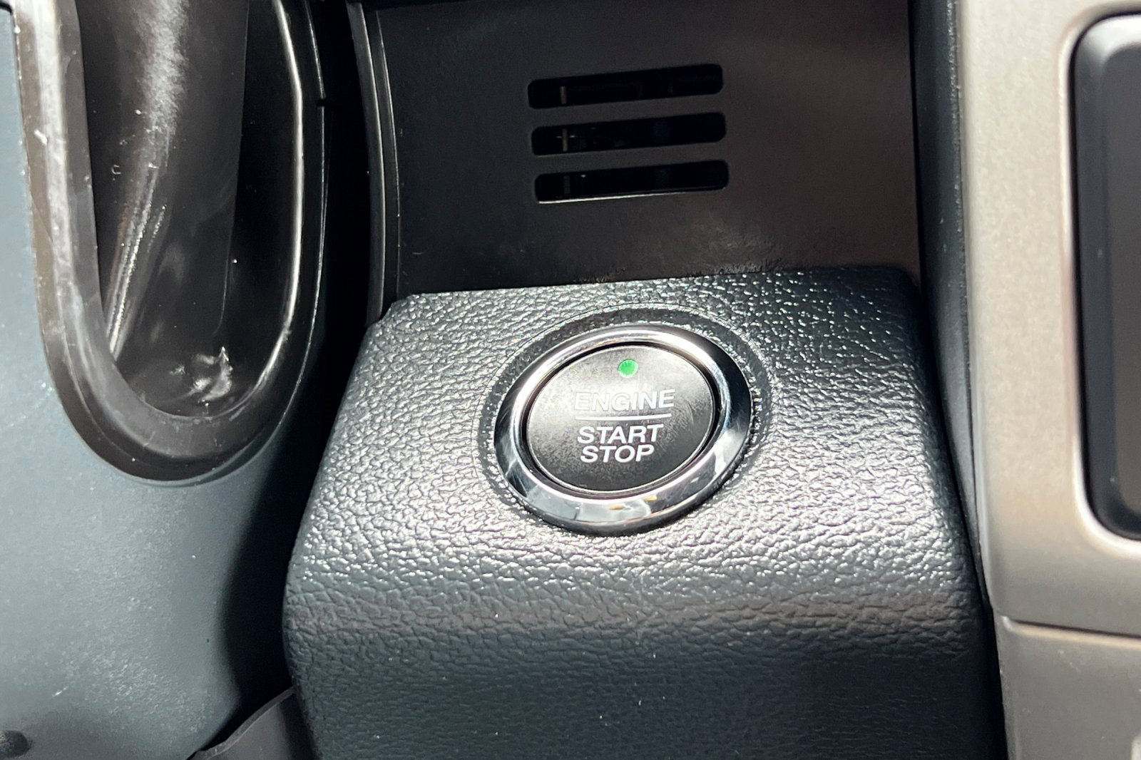 Certified 2022 Ford F450 Lariat w/ Lariat Ultimate Package image 23