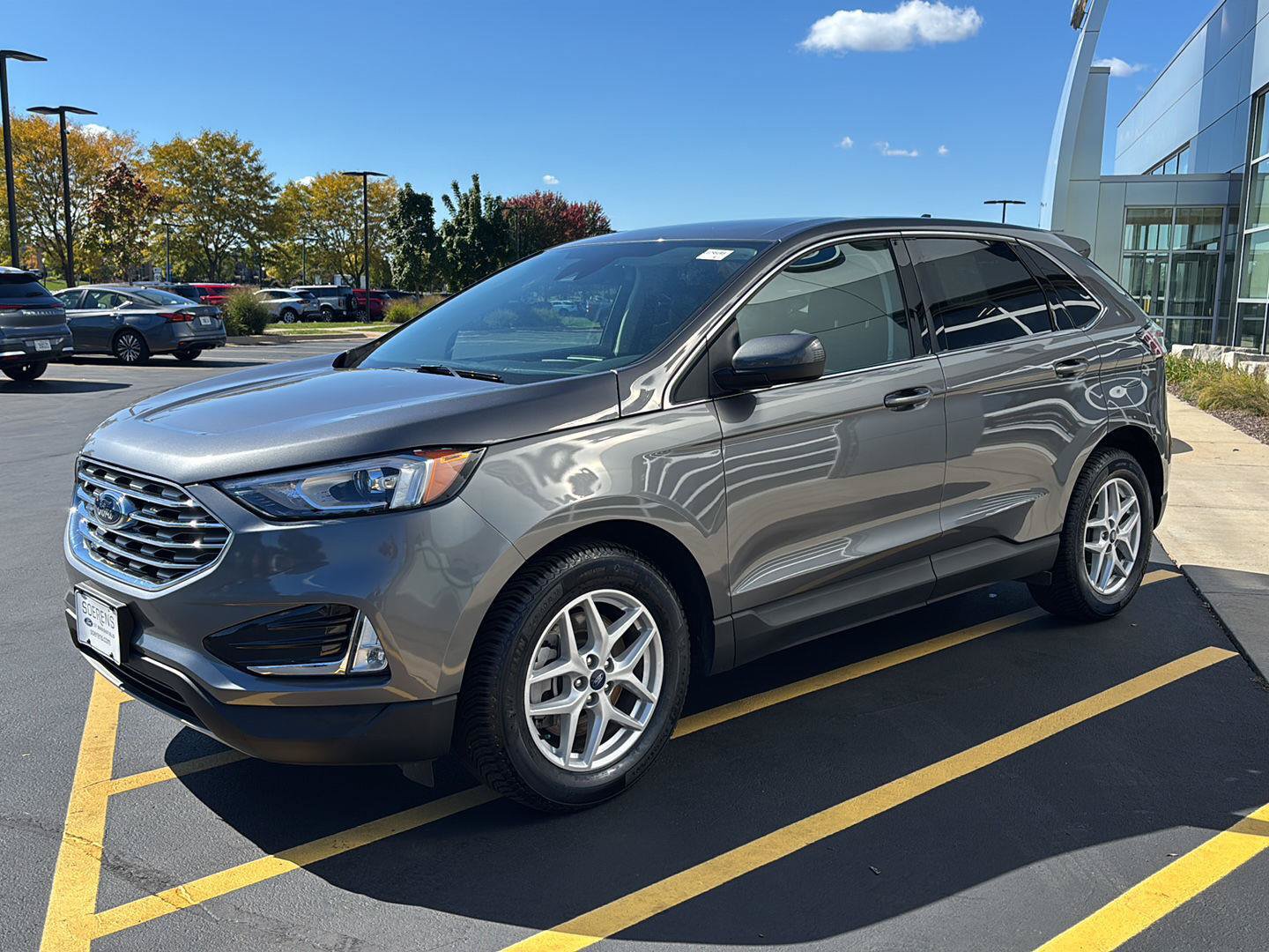 Certified 2021 Ford Edge SEL w/ Convenience Package AWD/4WD image 8