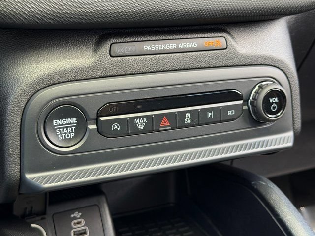 Certified 2025 Ford Bronco Sport Outer Banks w/ Outer Banks Tech Package+ AWD/4WD image 27