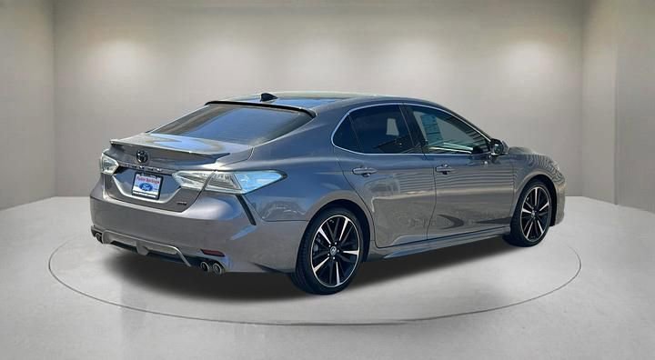 Used 2018 Toyota Camry XSE w/ Audio Package FWD image 5