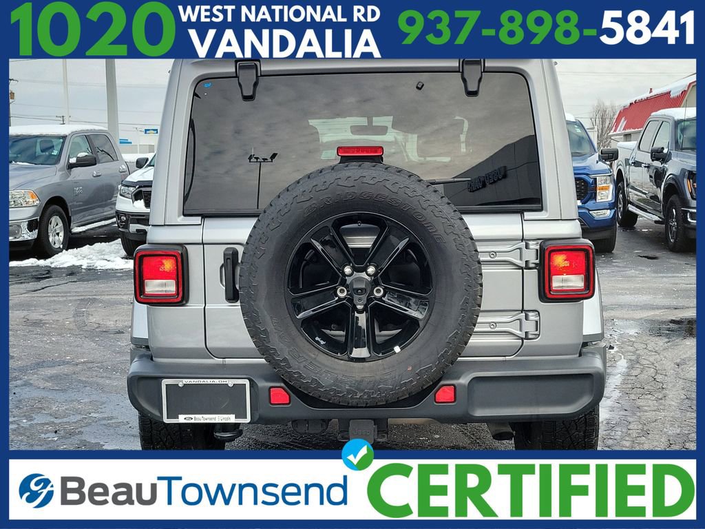 Used 2021 Jeep Wrangler Unlimited Sahara image 5