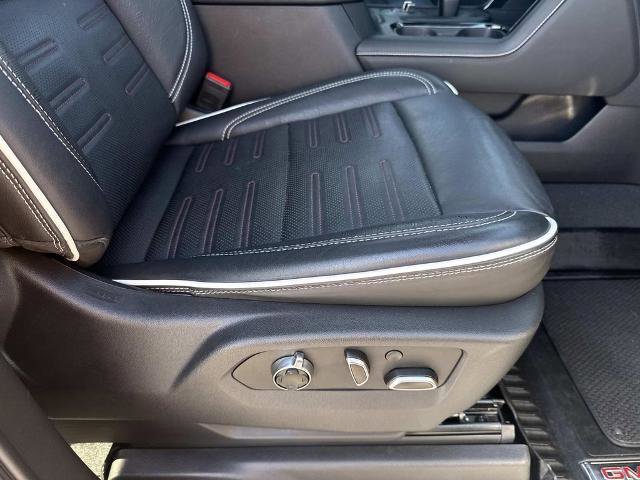 Used 2023 GMC Sierra 1500 AT4X image 11
