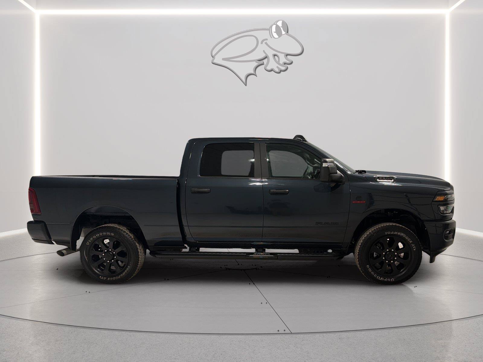 Used 2025 RAM 2500 Big Horn AWD/4WD image 6