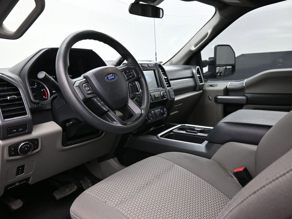 Certified 2022 Ford F350 XLT w/ XLT Premium Package image 18