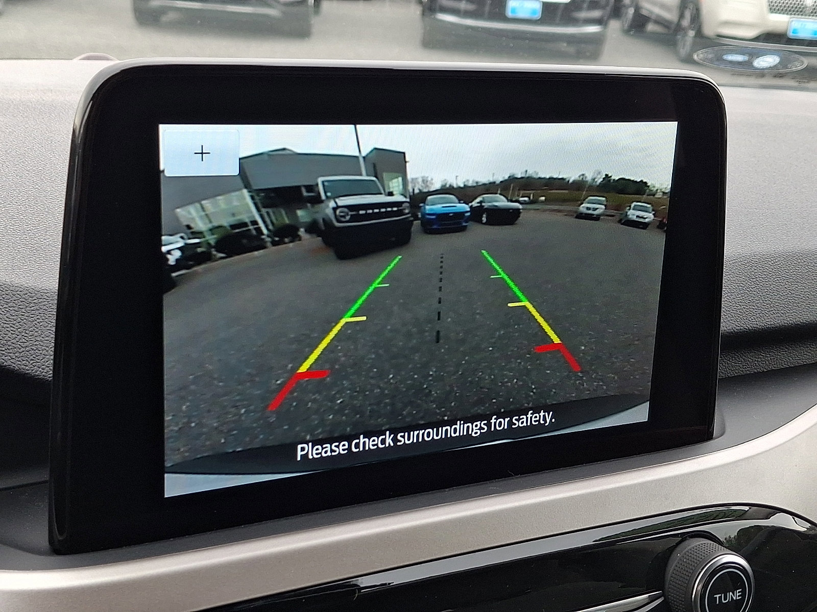 Certified 2022 Ford Escape SE image 15