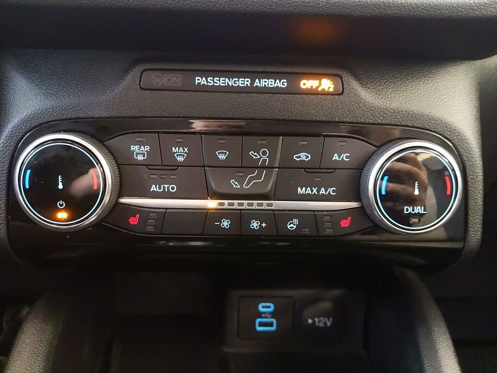 Certified 2022 Ford Escape Titanium w/ Titanium Elite Package AWD/4WD image 22