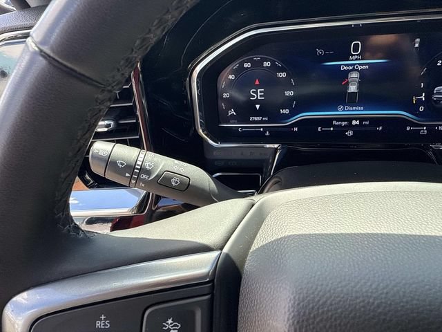 Used 2023 Chevrolet Silverado 1500 RST AWD/4WD image 29