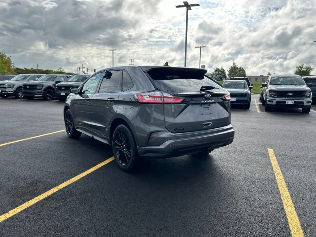 Certified 2024 Ford Edge ST-Line w/ Class II Trailer Tow Package AWD/4WD image 8
