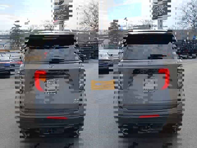 Certified 2023 Ford Explorer ST-Line w/ Class IV Trailer Tow Package image 3