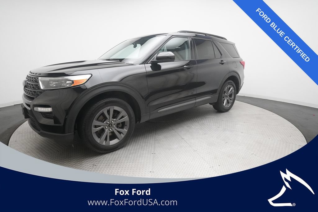 Certified 2022 Ford Explorer XLT w/ XLT Sport Appearance Package