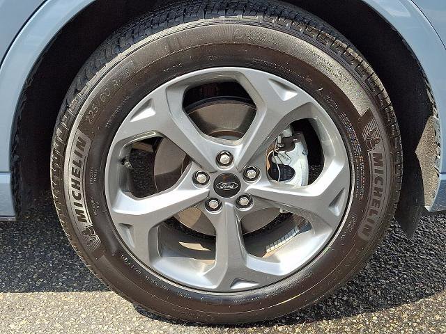 Certified 2023 Ford Escape ST-Line w/ Tech Pack #1 AWD/4WD image 8