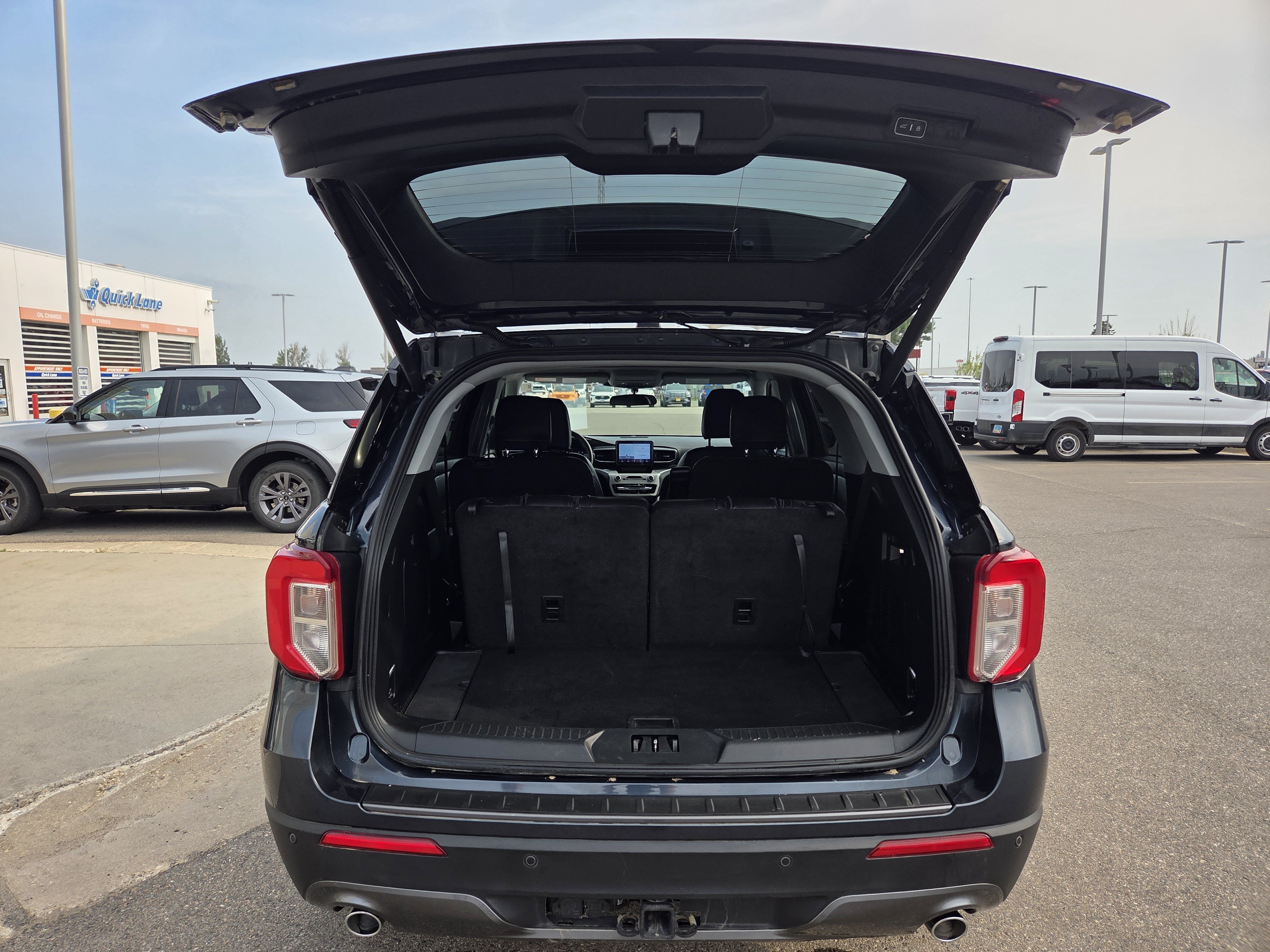 Certified 2023 Ford Explorer XLT w/ Equipment Group 202A AWD/4WD image 22