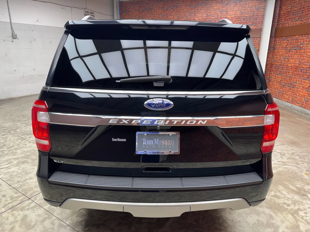 Certified 2020 Ford Expedition XLT w/ Equipment Group 202A AWD/4WD image 4