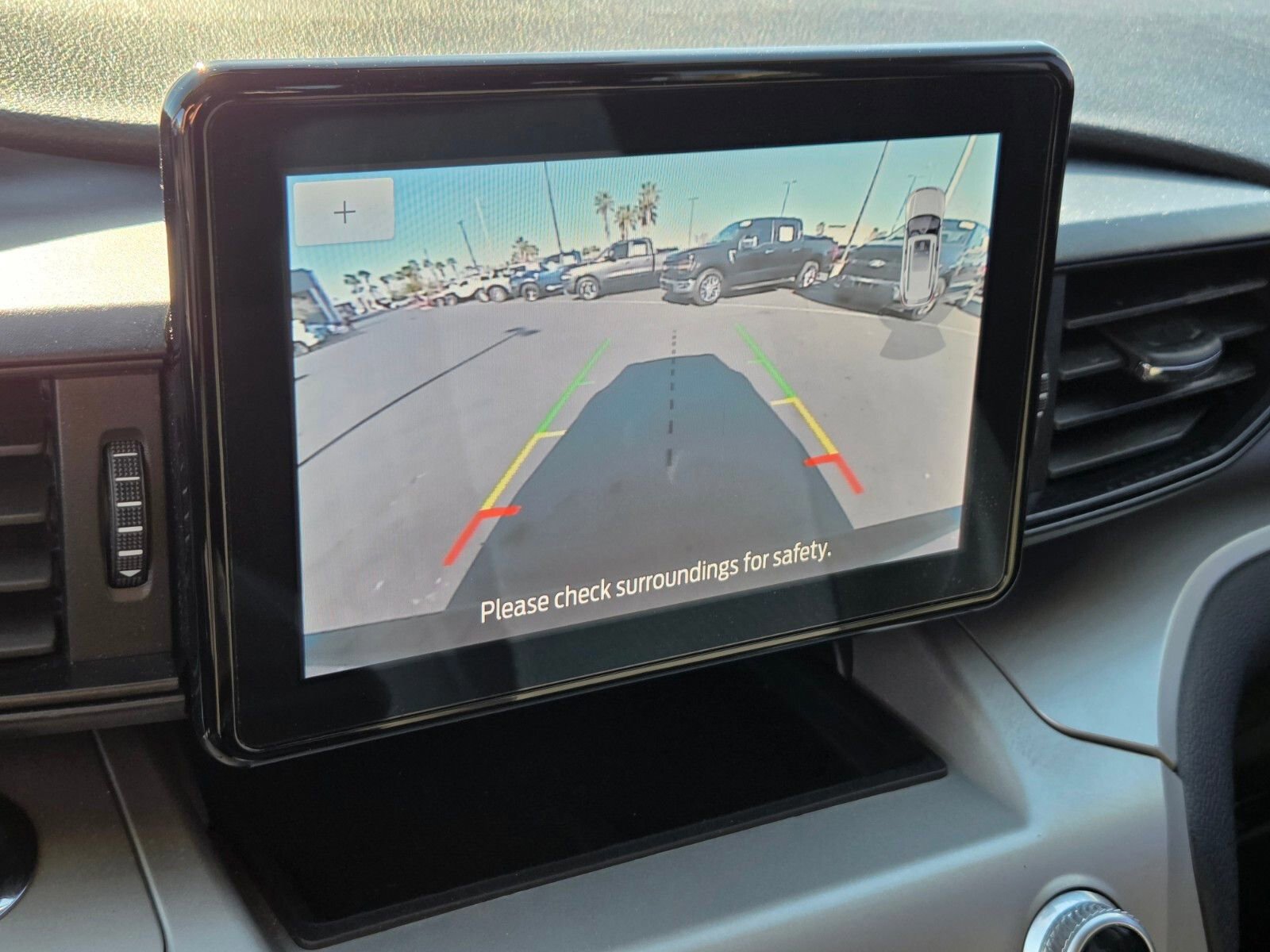 Certified 2023 Ford Explorer XLT AWD/4WD image 22