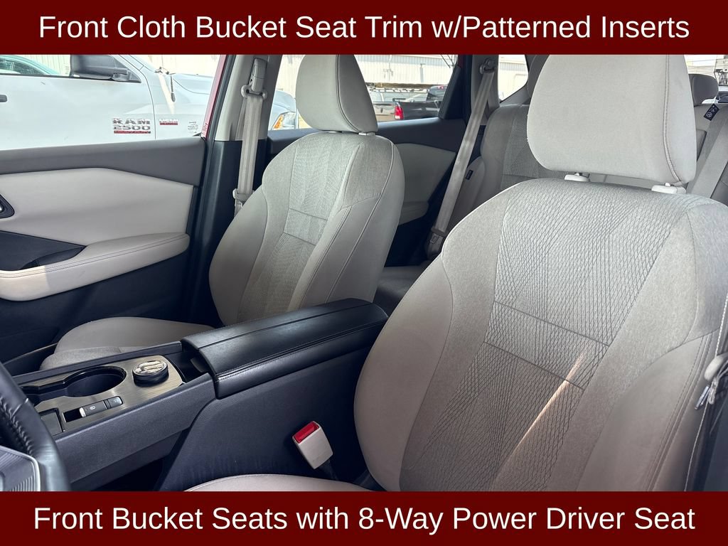 Used 2025 Nissan Rogue SV AWD/4WD image 15
