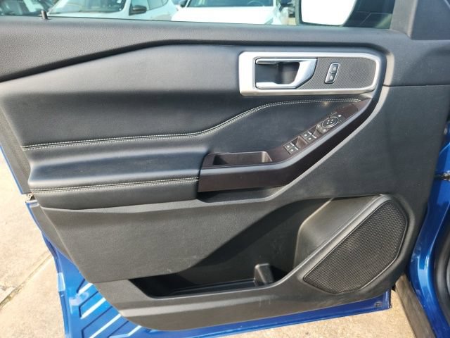 Certified 2020 Ford Explorer XLT w/ Equipment Group 202A AWD/4WD image 27
