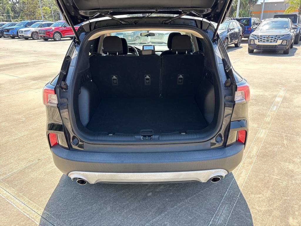 Certified 2020 Ford Escape SE FWD image 30