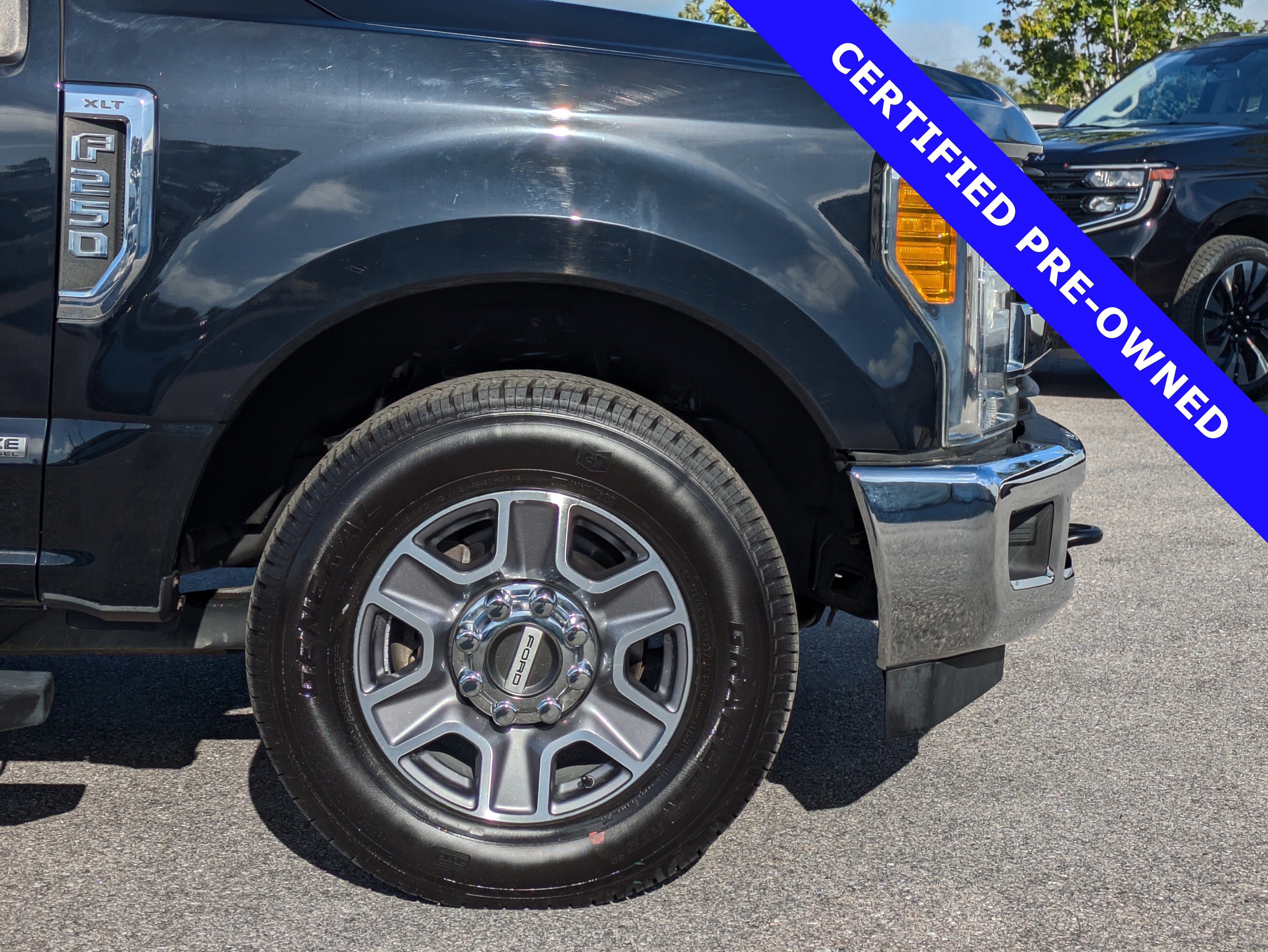 Certified 2017 Ford F250 XLT w/ XLT Value Package image 11