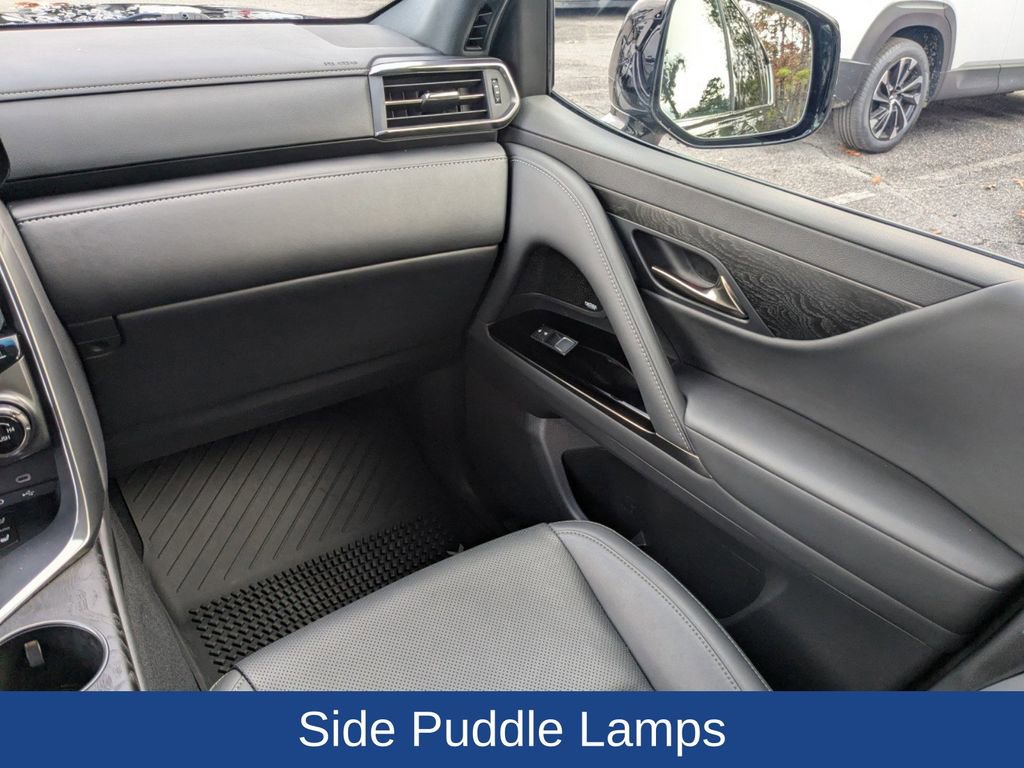 Used 2025 Lexus LX 700h Overtrail image 21