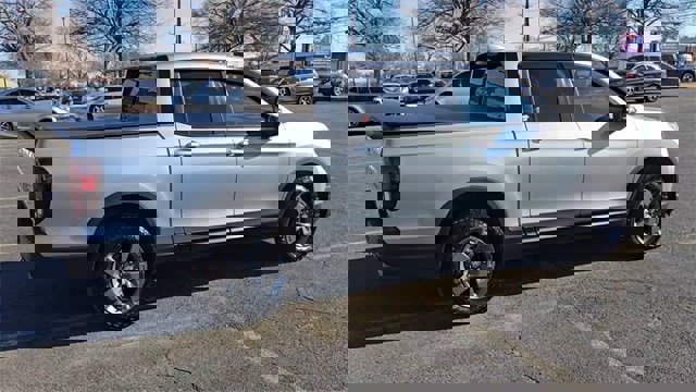 Used 2025 Honda Ridgeline TrailSport image 9