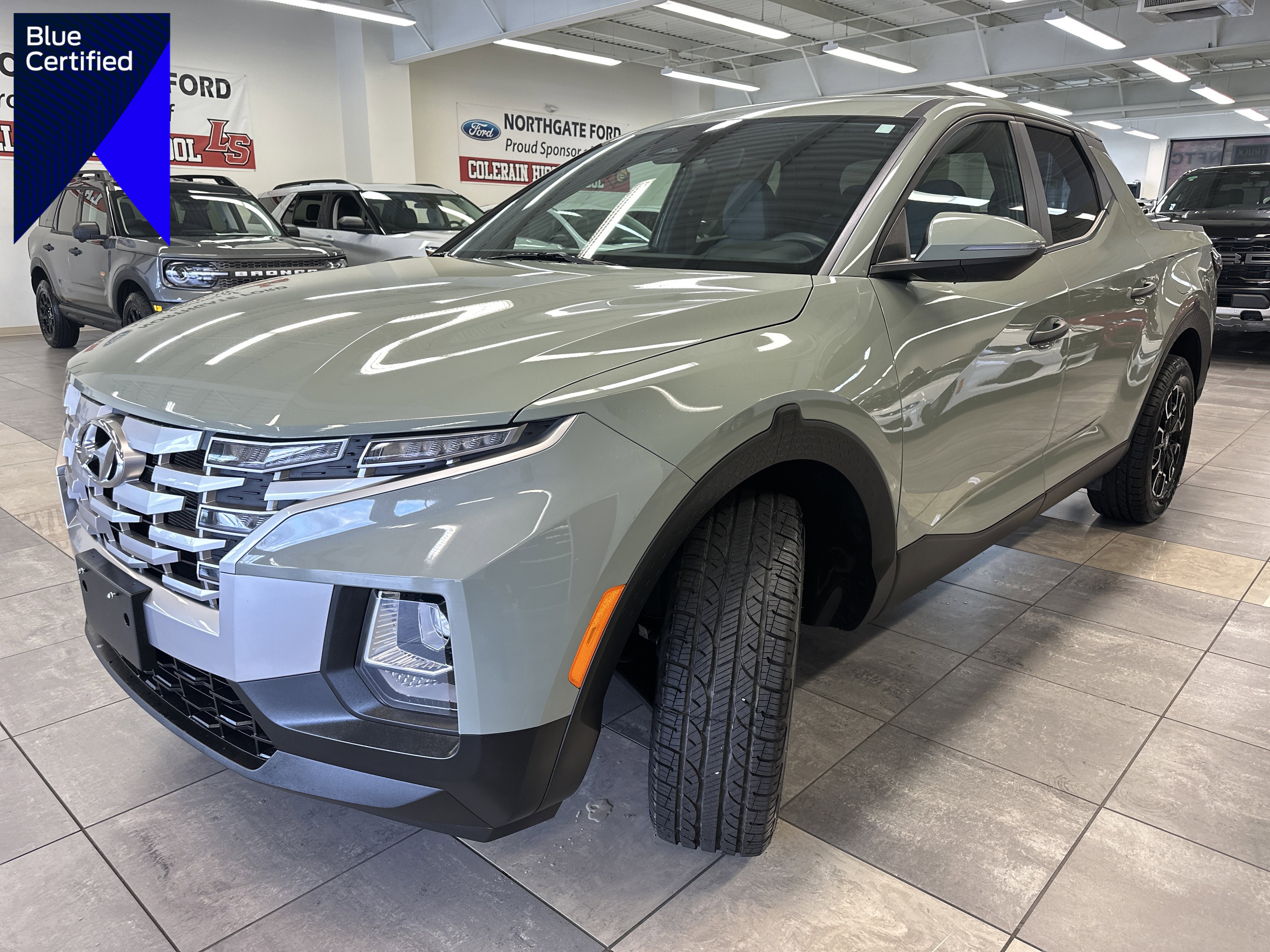 Used 2023 Hyundai Santa Cruz SEL image 1