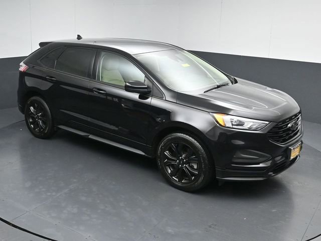 Certified 2024 Ford Edge SE w/ Black Appearance Package AWD/4WD image 44