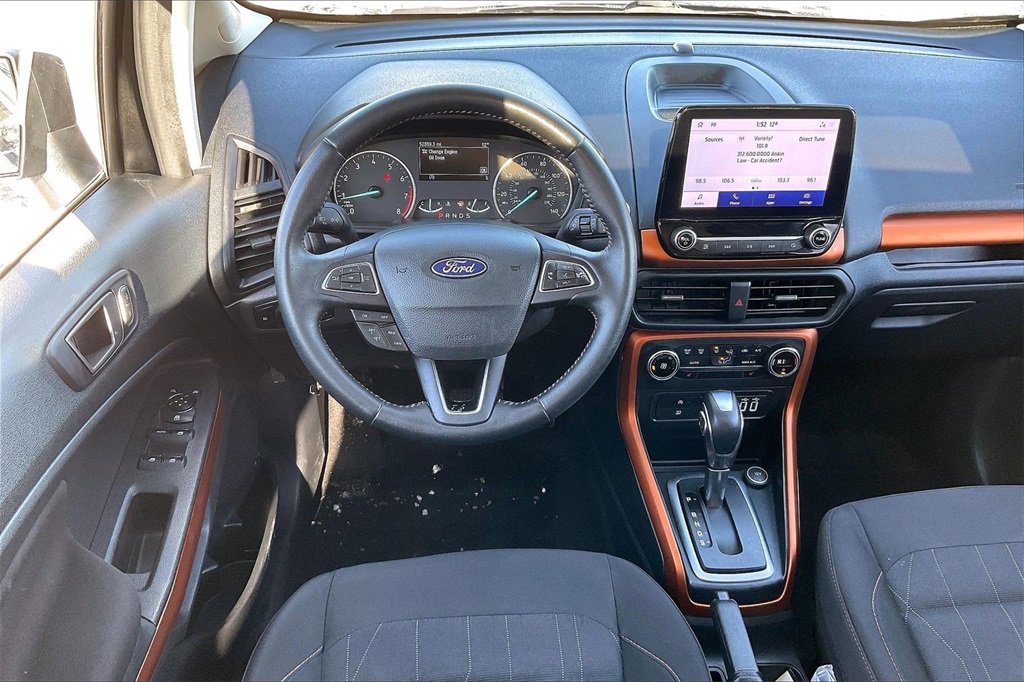 Certified 2021 Ford EcoSport SE w/ SE Appearance Package image 4
