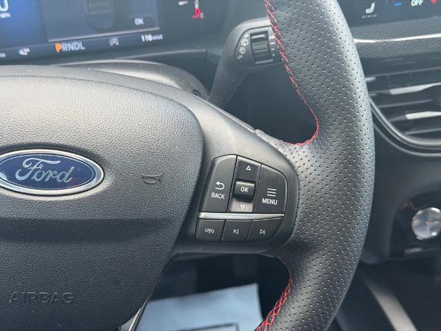 Certified 2025 Ford Escape ST-Line w/ Tech Pack #1 AWD/4WD image 17