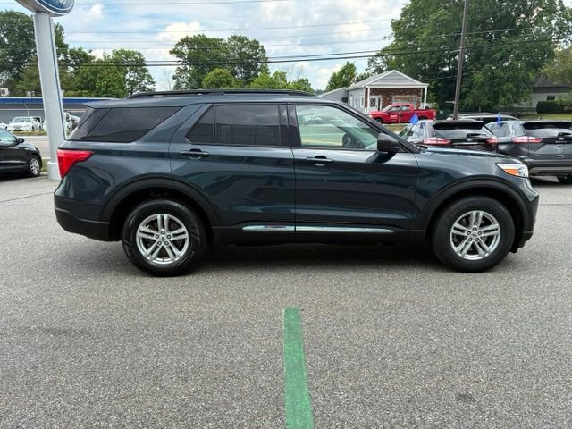 Certified 2023 Ford Explorer XLT w/ Equipment Group 202A AWD/4WD image 4